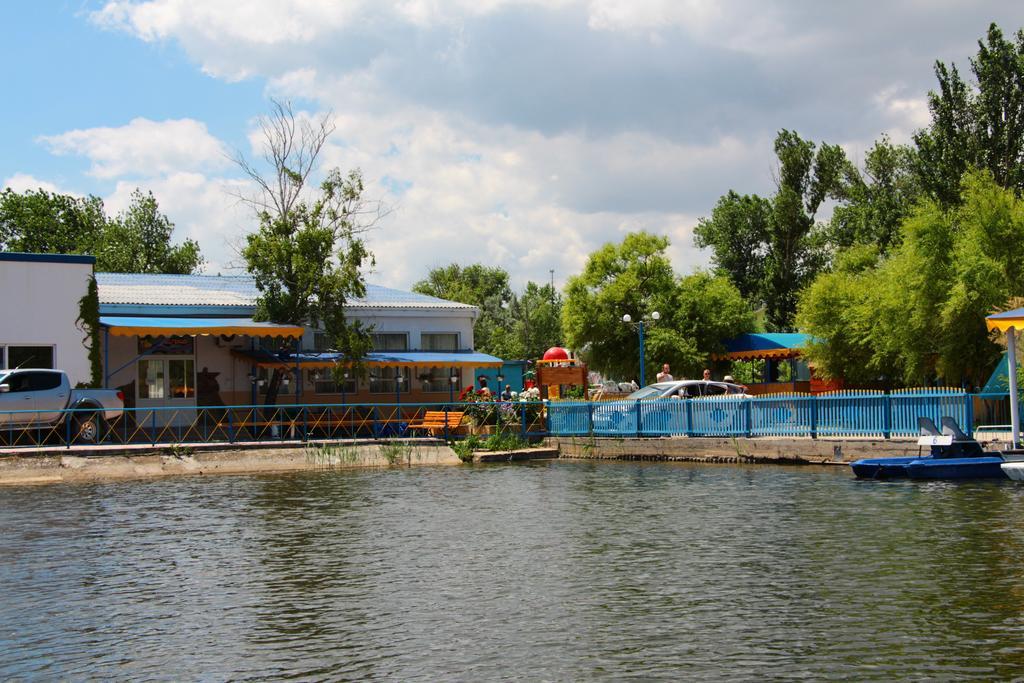 Hôtel Recreation Center Ozerki à Zatoka Extérieur photo