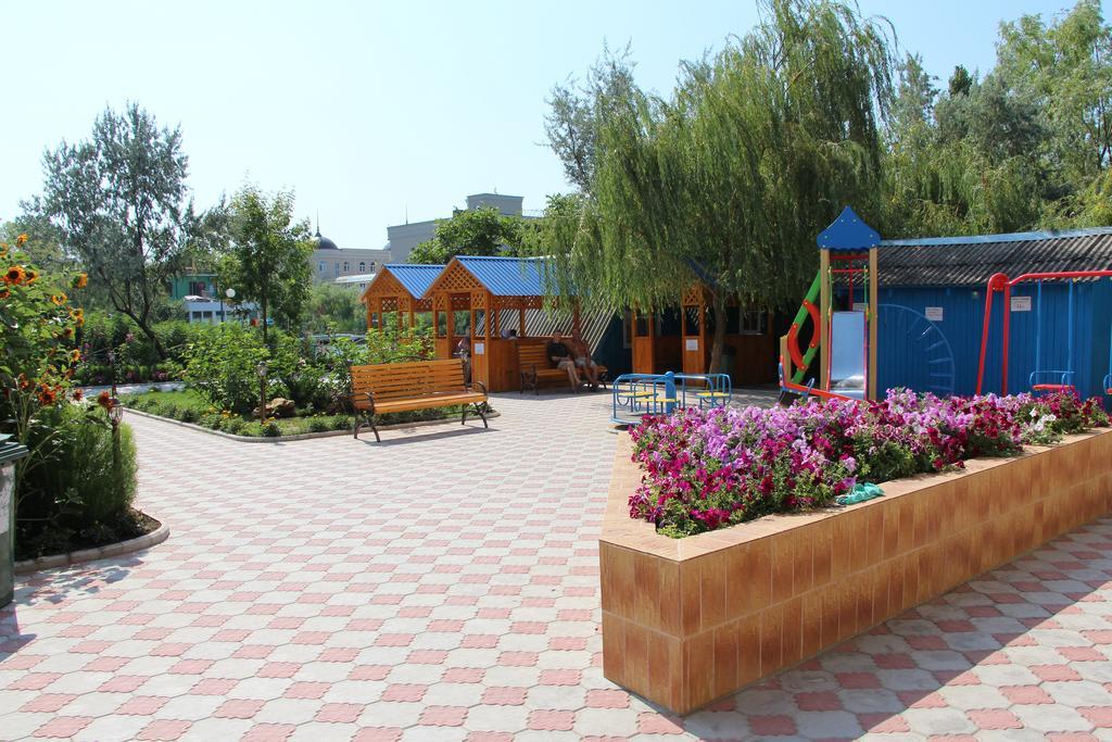 Hôtel Recreation Center Ozerki à Zatoka Extérieur photo